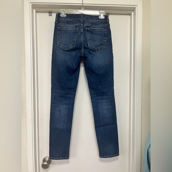 Kut from the Kloth Catherine Mid Rise Boyfriend jeans - size 0 - Picture 5 of 12